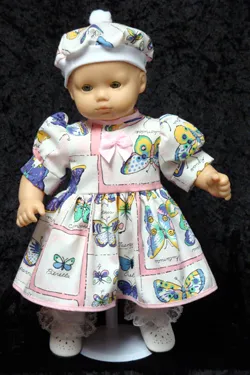 Doll Clothes to fit dolls such as the Bitty Baby Girl.